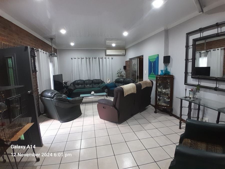 3 Bedroom Property for Sale in Cashan North West